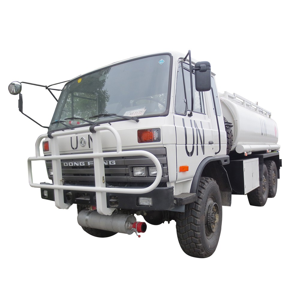 کامیون مخزن سوخت Dongfeng 6 * 6